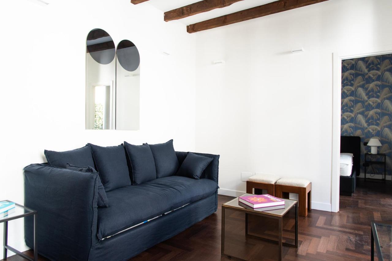 Apartment Youhosty - Charming 2-bed Flat With Terrace, Navigli & Duomo Mailand